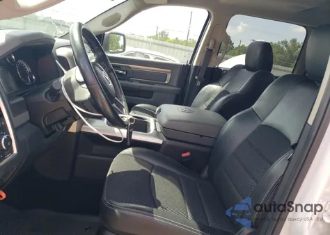 2017 Ram 1500 Slt z USA, uszkodzony, nr VIN 1C6RR6LT9HS747674